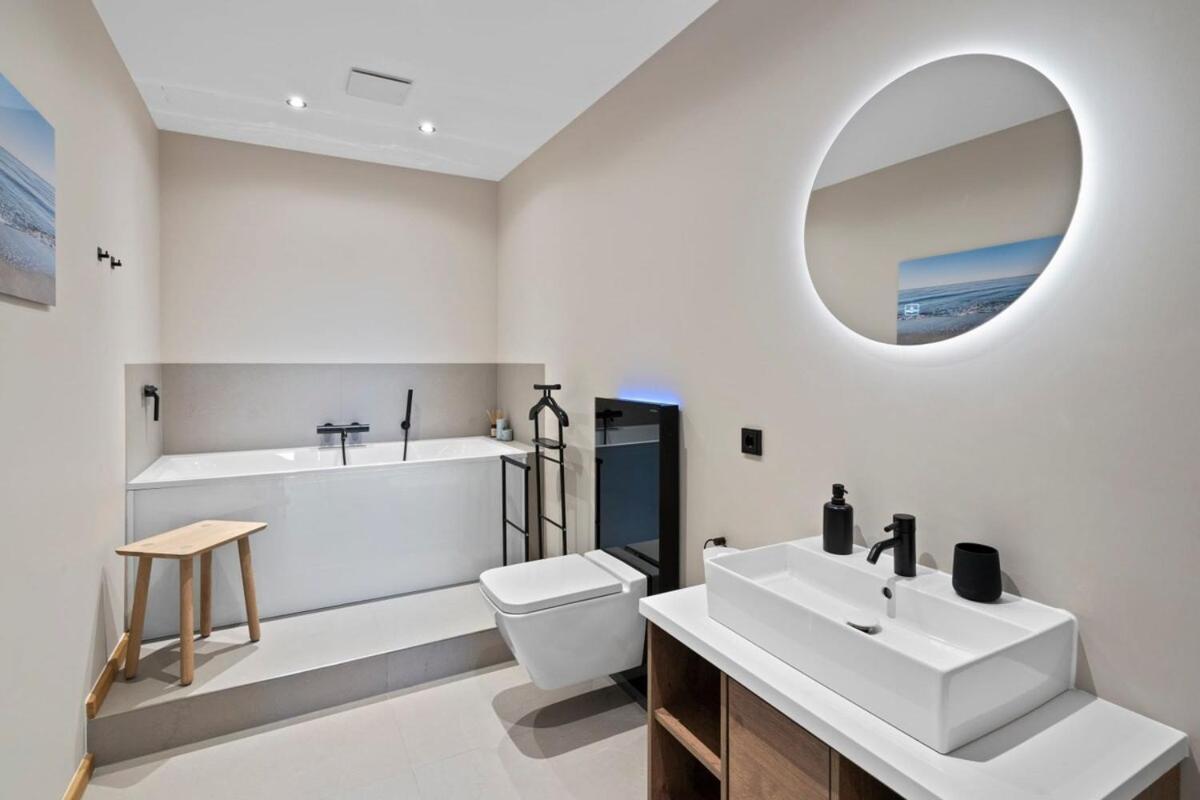 Luxus Meerblick Strand & Sauna & Garten & Heimkino โกลเวอ ภายนอก รูปภาพ